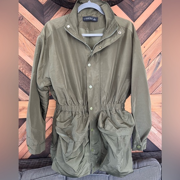 Lioness Quentin Parachute Jacket Size Small Army Green - Picture 2 of 12